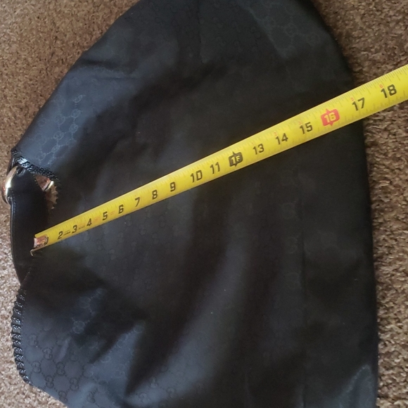 ABSOLUTELY GORGEOUS GUCCI  LARGE BAG - Picture 10 of 10